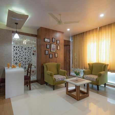Hotel Monarch International Bangalore Dış mekan fotoğraf