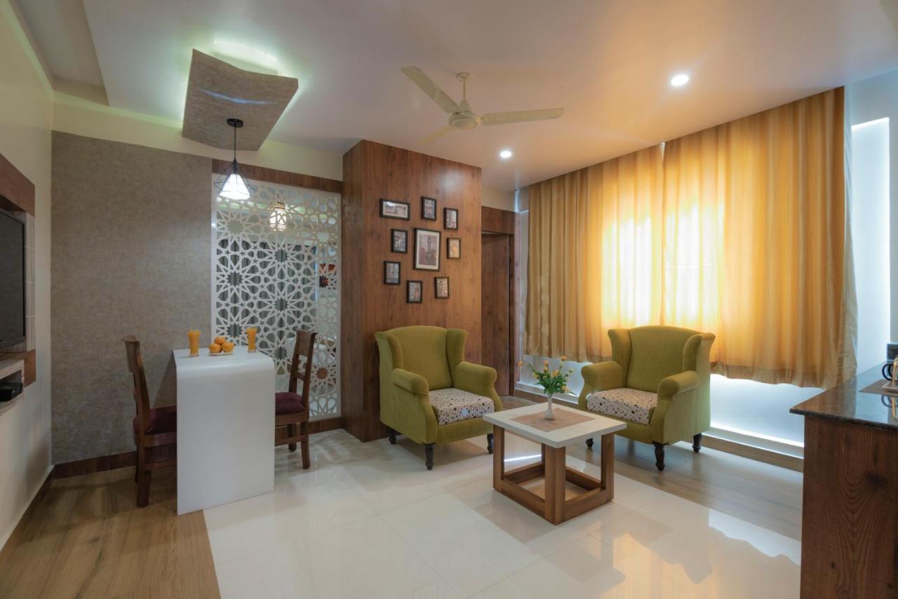 Hotel Monarch International Bangalore Dış mekan fotoğraf