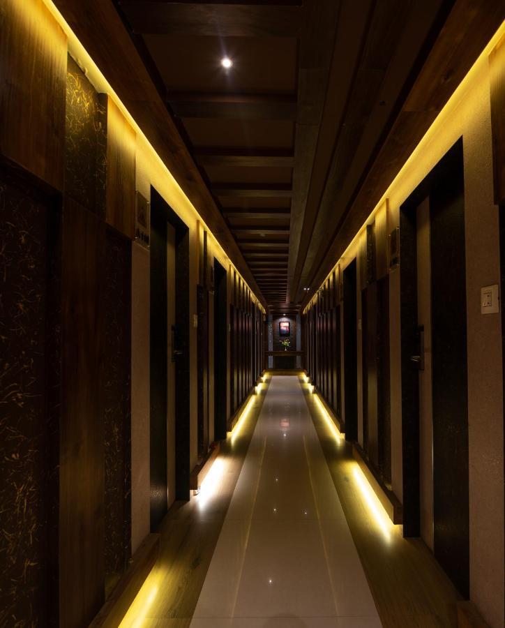 Hotel Monarch International Bangalore Dış mekan fotoğraf