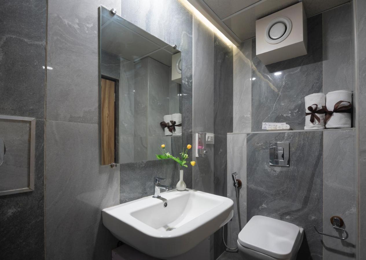 Hotel Monarch International Bangalore Dış mekan fotoğraf