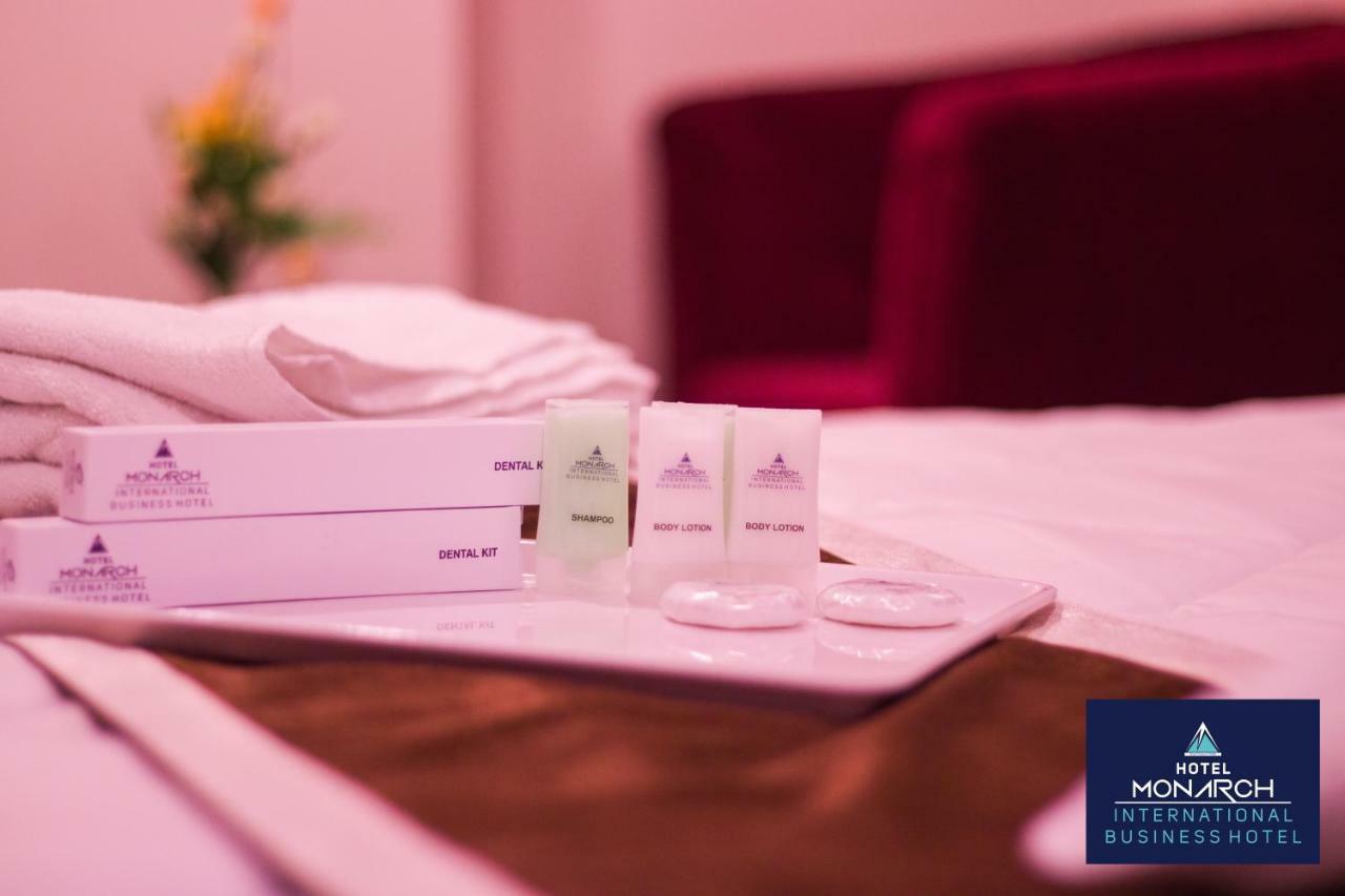Hotel Monarch International Bangalore Dış mekan fotoğraf