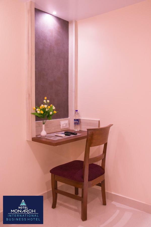 Hotel Monarch International Bangalore Dış mekan fotoğraf