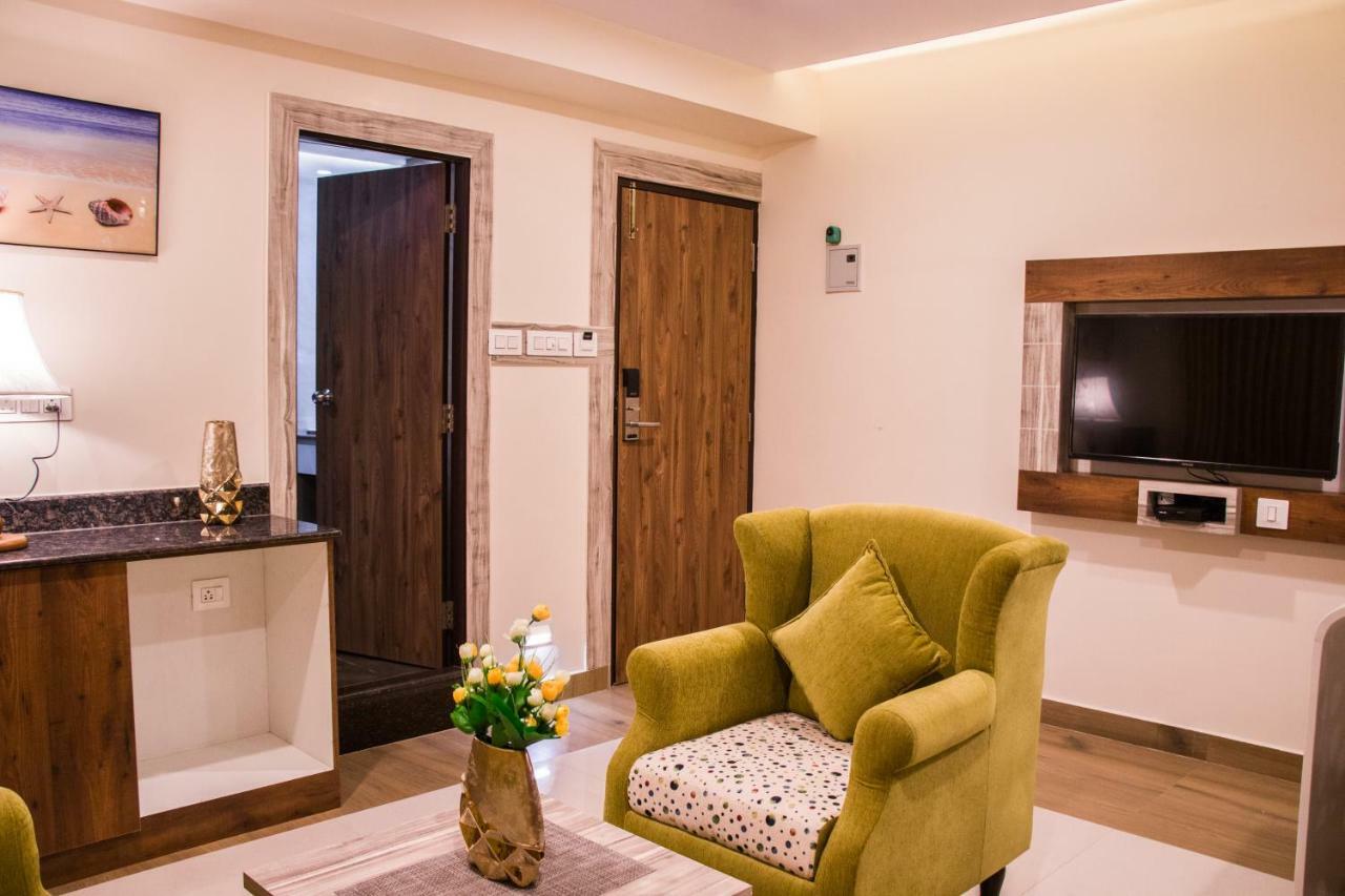 Hotel Monarch International Bangalore Dış mekan fotoğraf