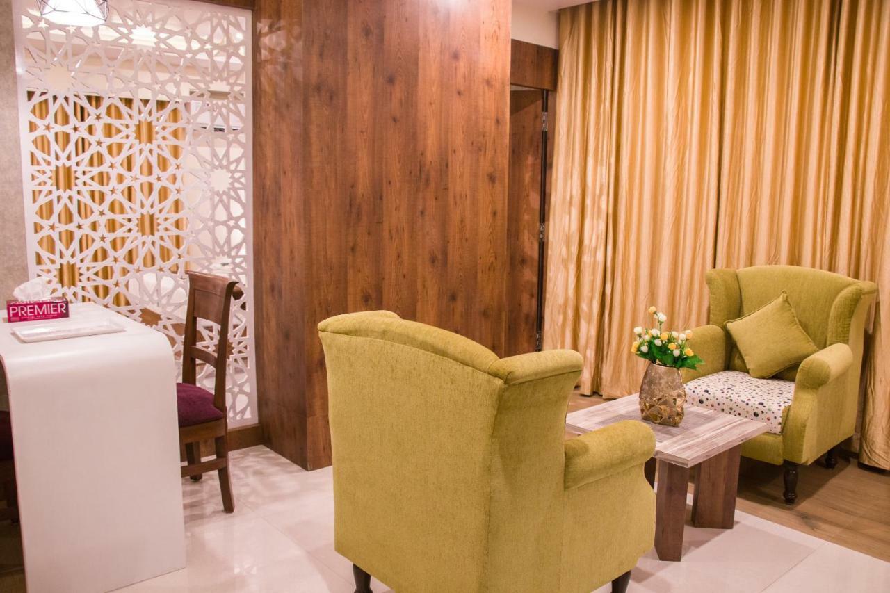 Hotel Monarch International Bangalore Dış mekan fotoğraf